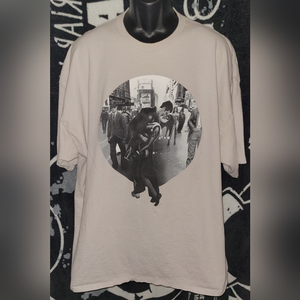 Teefury-The Crazy Kiss-Size 3XL